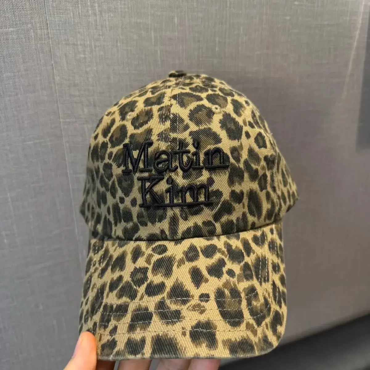Matin Kim Leopard Ball Cap Wide Brim Embroidered Logo Ningning Style Unisex Couple