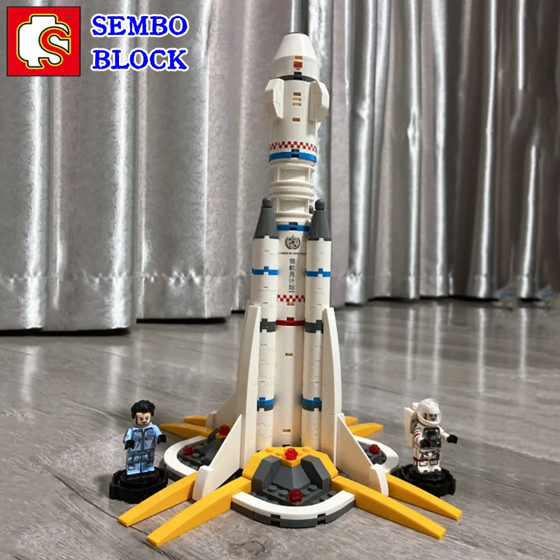 

SEMBO Wandering Earth Rocket Building Blocks Small Particle Assembled Educational Toy Boy Birthday Gift Kawaii Figure Ornament