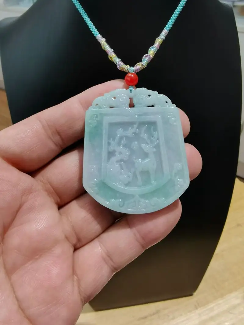 

Nature Burma Jade Pendant Sika deer Amulet Lucky Ancient Beast Hanging Bless Dangling Accessories