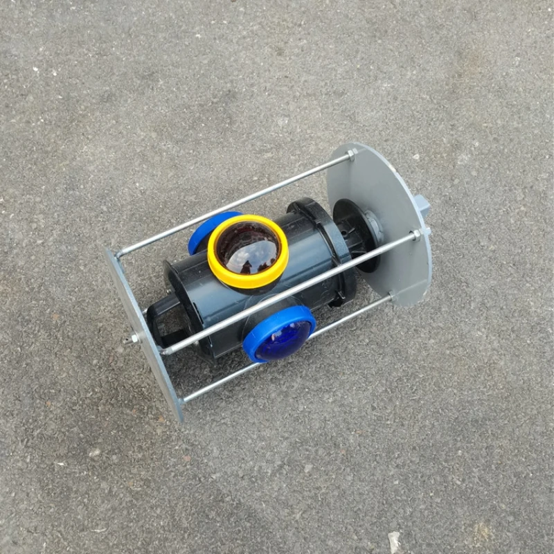 Solar powered turnout signal light, railway crossing indicator, blue and yellow turnout machine