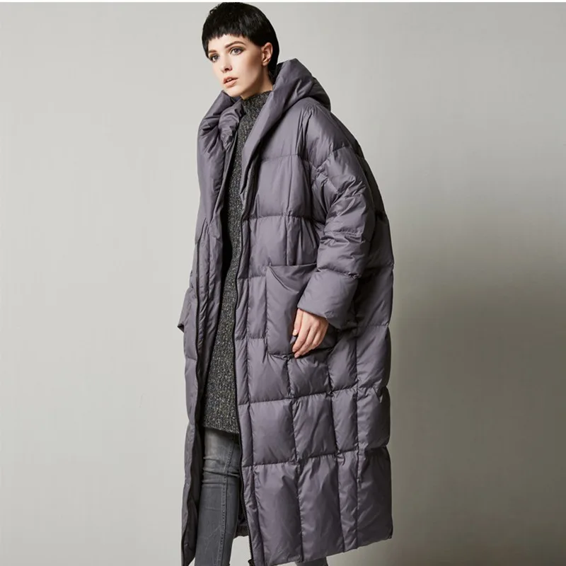 High-Quality Winter Warm Oversized Down Jacket 90% White Duck Down Extended Length Thicken Women's Long Down Coat Puffer Jacket