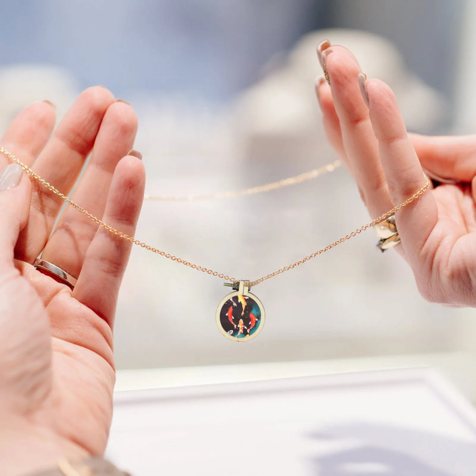 

10Pcs Small Wooden Mini Embroidery Hoop Cross Stitch Fixing Frame Quilting Holder for Needlework Fabric Painting Craft