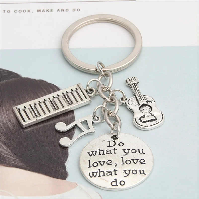 Delysia King1 piano teacher key chain music key ring pianist gift music note guitar pendant handmade jewelry