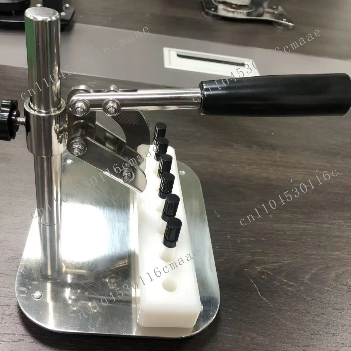 Suitable for 2ml, 3ml, 5ml, and 10ml Perfume Filling Packaging Machines, Liquid Packaging Machines, and Filling Sealing Machines