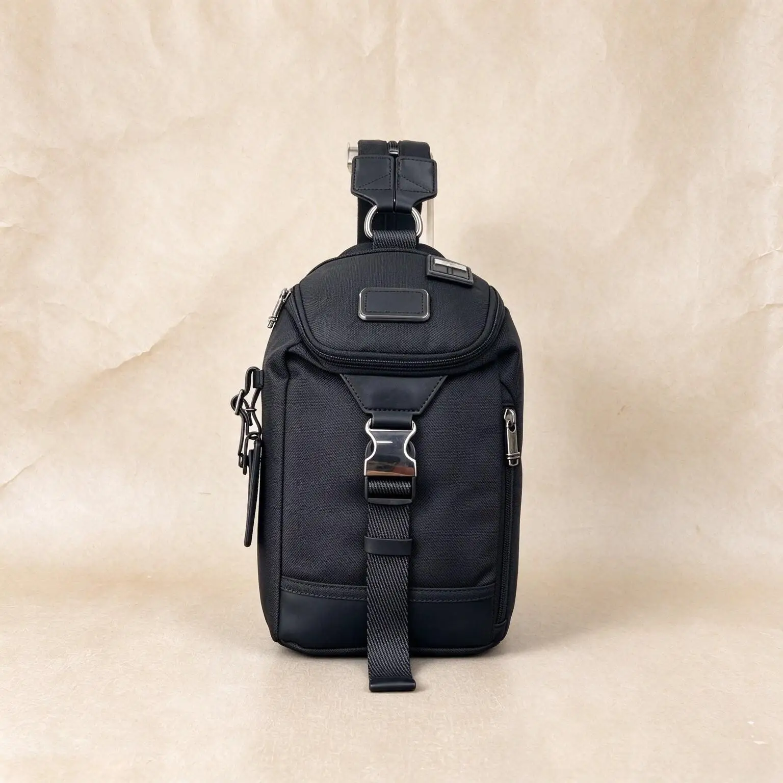 Men's Business Casual Crossbody Sling Bag, Ballistic Nylon Chest Bag for Daily Commuting