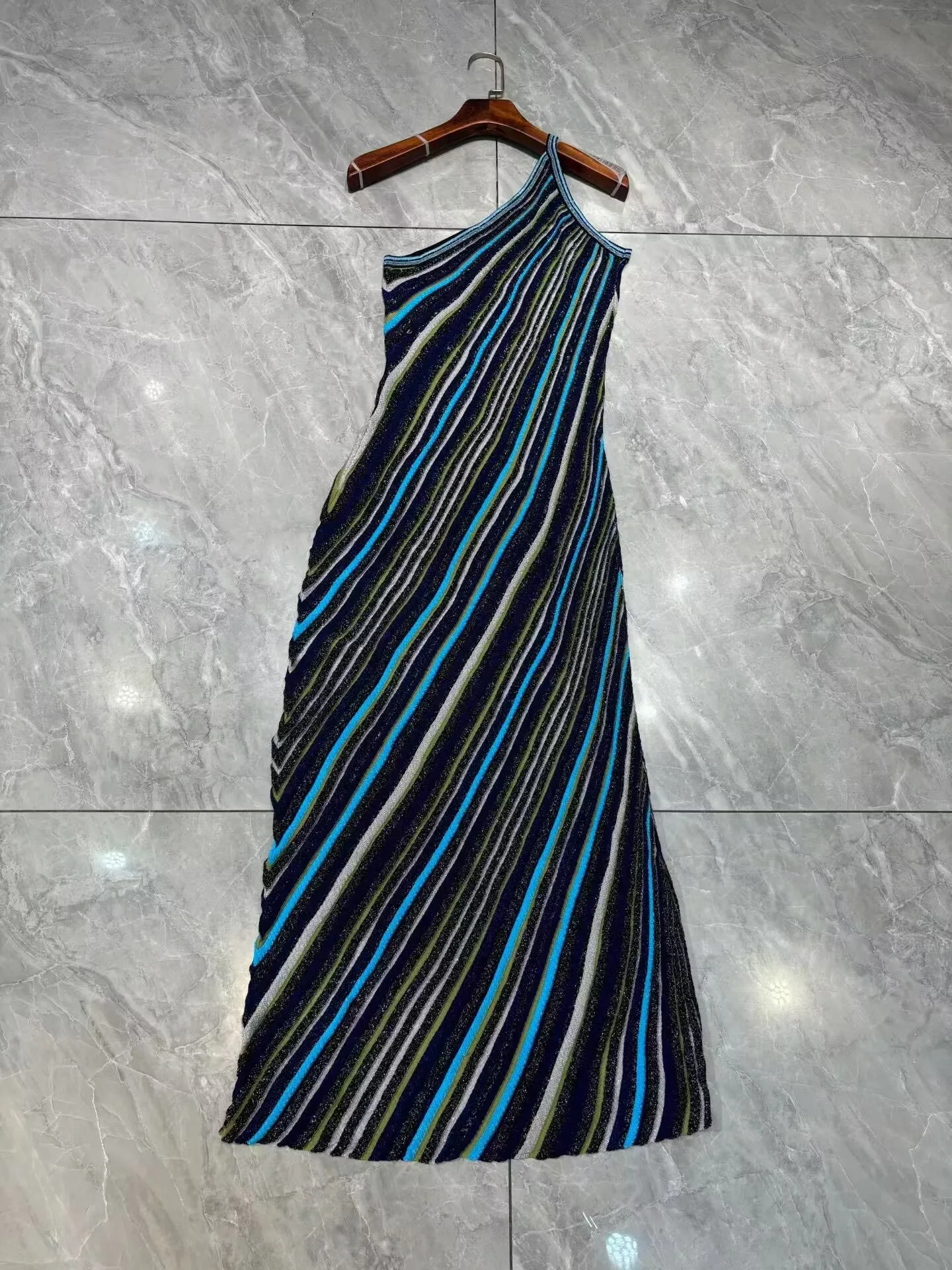 2026 Women Sequins Knitted Robe Gradient Striped Diagonal Collar Sleeveless High Waist Fashion Slim Knit Long Dress