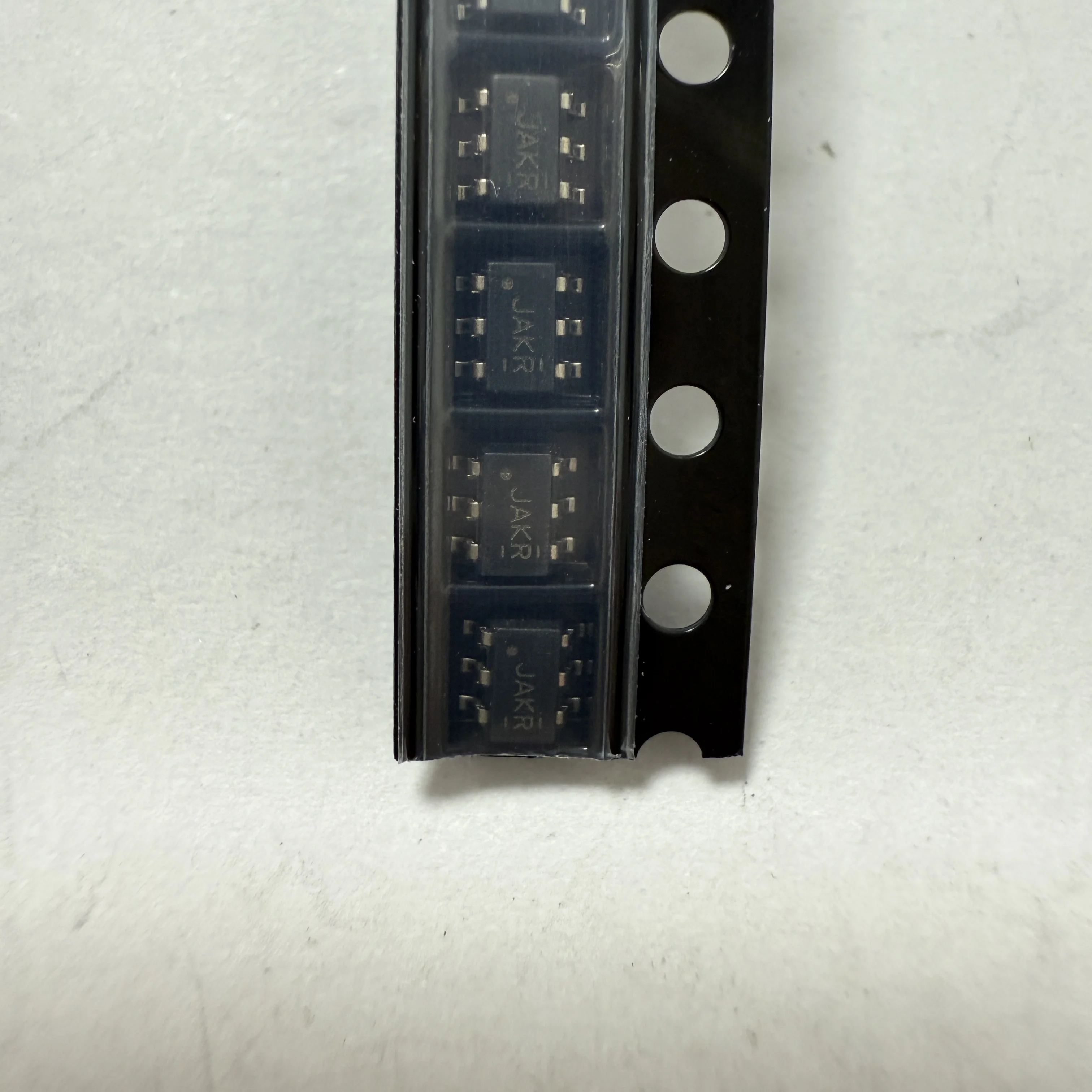 30PCS/LOT TS5A3160DBVR (Interface ICs)