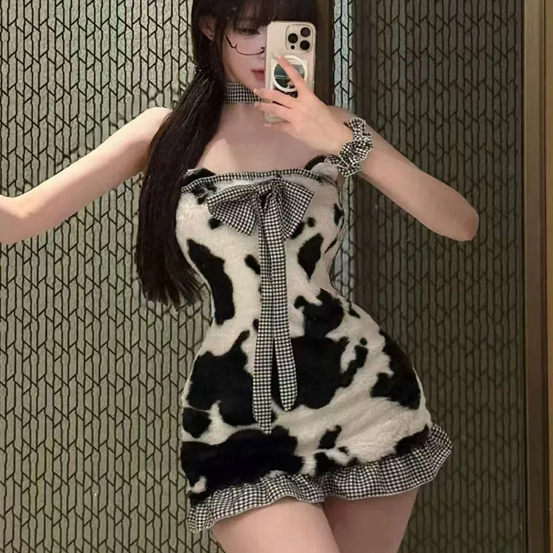 アニメガールぬいぐるみ風カウショートドレスメイド服コスプレ女性漫画可愛いナイトガウンセクシーバックレスラップヒップスカート衣装コスチューム