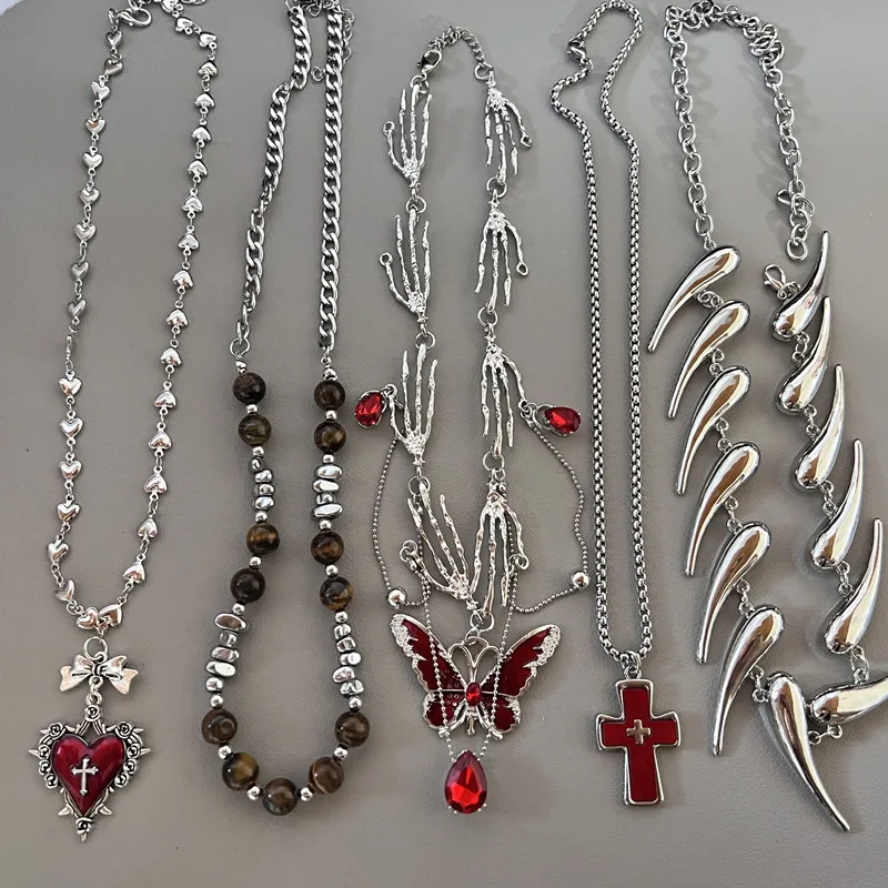 Gothic Roter Schmetterling Kristall Anhänger Splitter Geist Klaue Kurze Halsband Kette Halskette Für Frauen Punk Y2K Charms Schmuck Zubehör