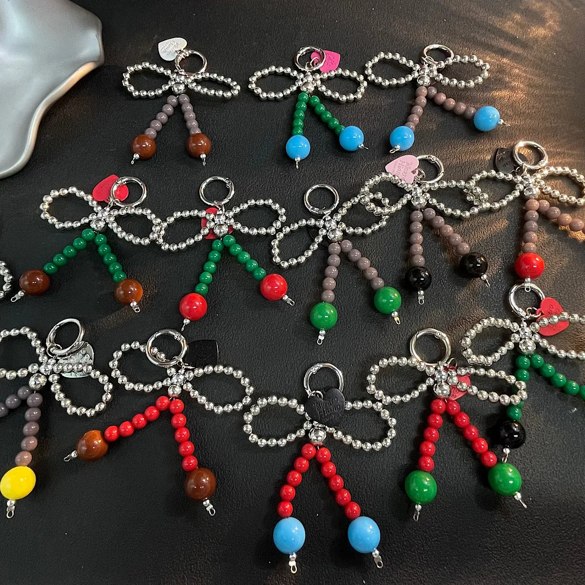 

Милая крутая стильная сумка-подвеска с узлом-бабочкой, подвеска с вишней, чехол для телефона, брелок, подвеска, изысканные аксессуары для iPhone 17 16