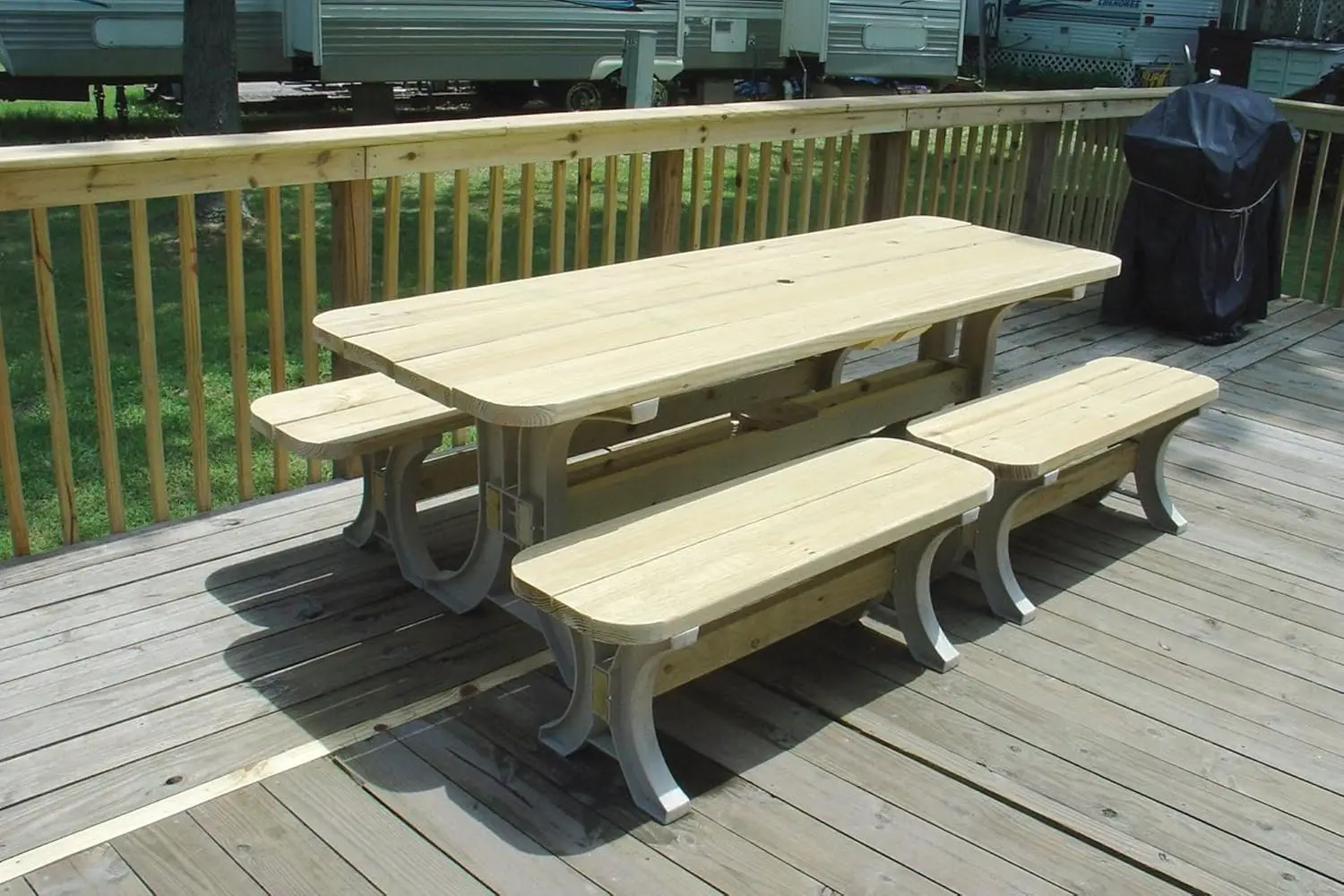 90182ONLMI Custom Picnic Table Kit, Sand