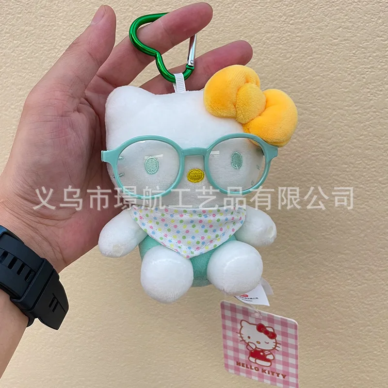 Uroczy Kreskówkowy Kawaii Sanrio Nosi Okulary Hello Kitty Pluszowa Lalka Brelok Zawieszka do Torby Zabawka Prezent