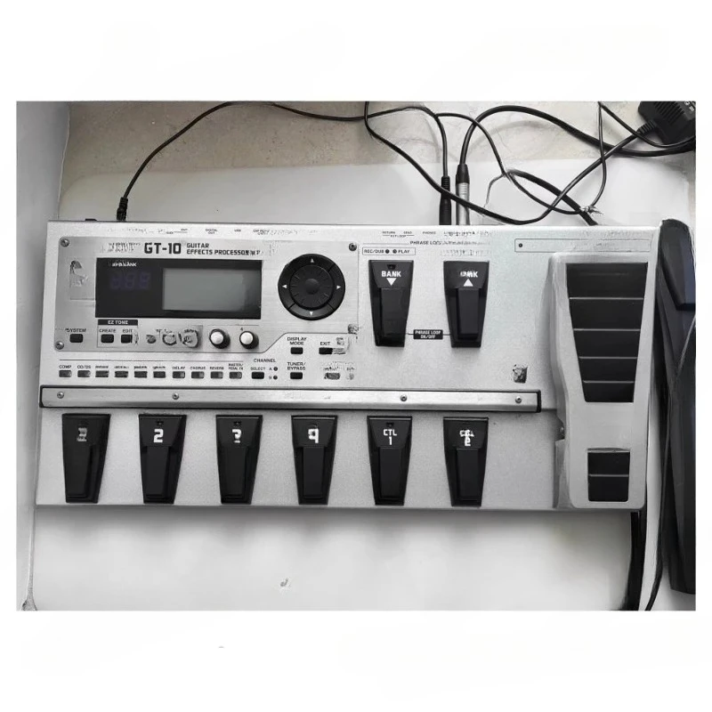 Used GT-10 Guitar Effects Processor 95% New Condition Multi Effects Pedal with USB 9V Power Supply