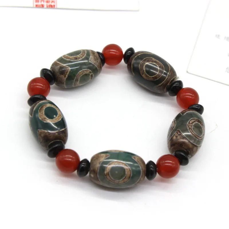 Tibetan agate three-eyed beads bracelet retro ethnic wind beads bracelet male bucket beads Tibetan tourism beads jewelry.