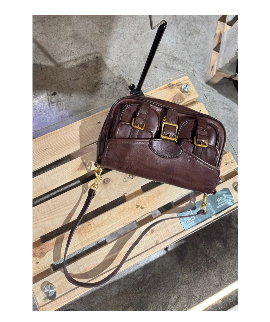 Designer-Handtasche aus pflanzlich gegerbtem Rindsleder, handgefertigt, modische lässige Damen-Umhängetasche aus echtem Leder. – Detail 6