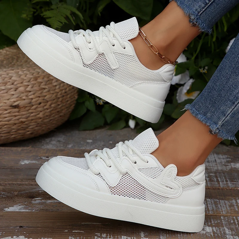

2025 New Breathable White Sneakers Women Comfortable Thick Bottom Vulcanizd Shoes Woman Spring Summer Lace Up Causal Sneakers