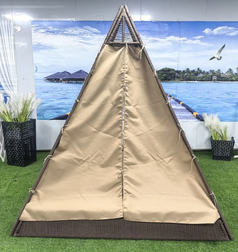 Modern Portable Outdoor Furniture Triangular Canopy Bed Rattan Iron Bedroom Sets Sun Loungers for Beach Cabana Living Room