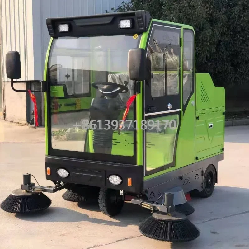 Multi-Function Street Road Avenue Cleaning Machine Truck Four Wheel Sweeper Cleaning Machine