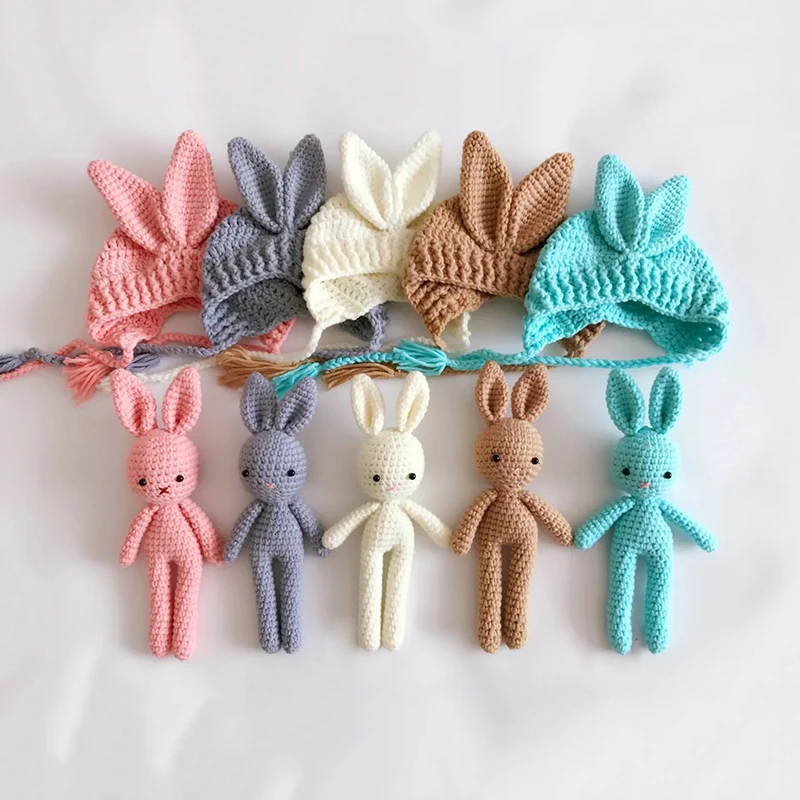 

Newborn Photography Props Creativity Handmade Woolen Tether Bunny Hat and Posing Rabbit Dolls Decor Baby Photoshoot Accessories