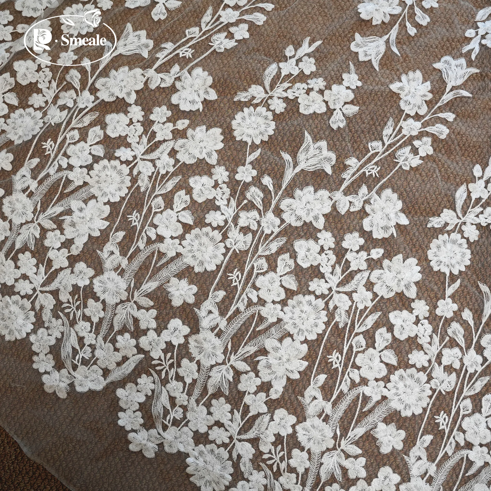 Hochwertiger Baumwollfaden mit Blumenstickerei, französischer Spitzenstoff, handgefertigter DIY-Stoff für Hochzeitsschleier und Nähzubehör – Detail 2