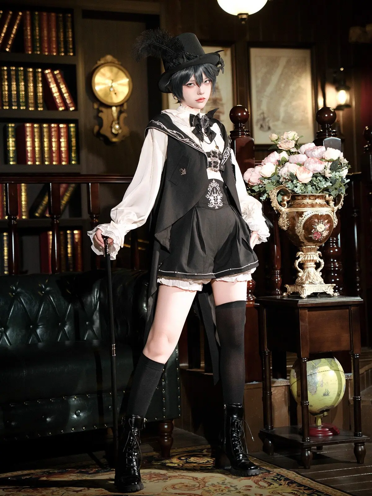 

Original Dark Prince Lolita Ouji Fashion Set Women's Long Vest + Blouse + Suspender Shorts Neutral Outfit