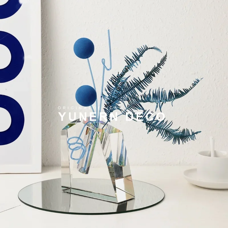 

Modern Minimalist Home Living Room Dining Table Geometric Crystal Flower Arranger Vase Ornament Ornament
