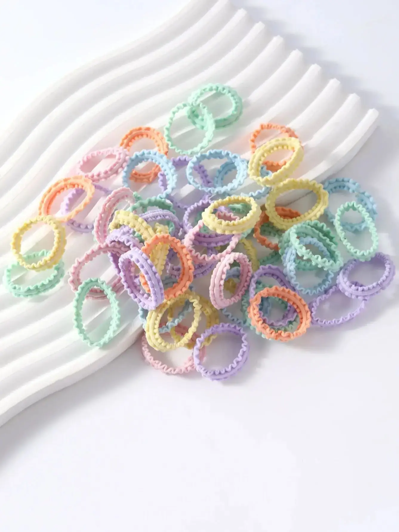 50 pièces enfants petites bandes de caoutchouc filles attaches de cheveux bandeaux Non endommager cravate queue de cheval haute élastique Durable chouchous corde de cheveux