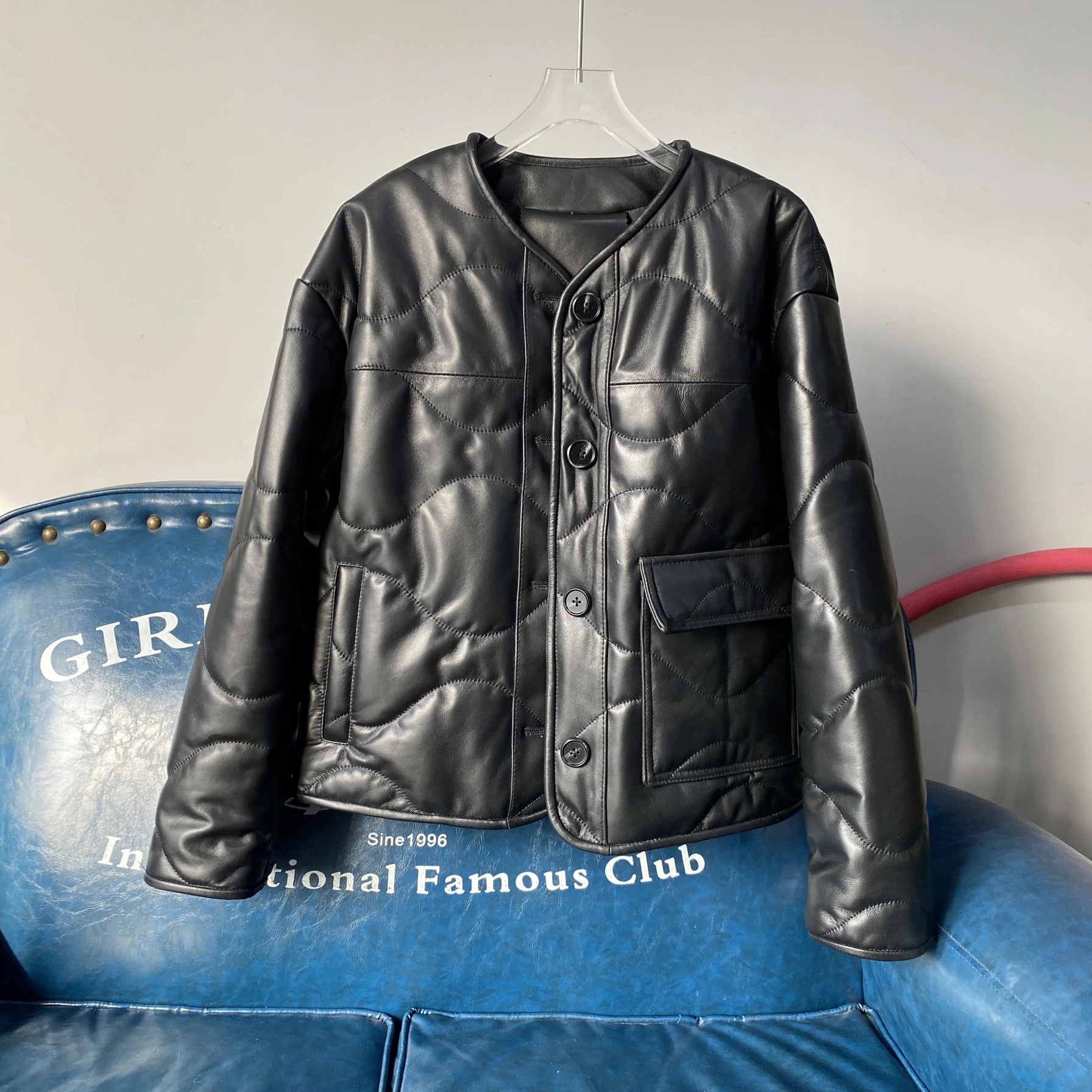 Haining primavera 2025 feminino redondo ne ort couro jaet único botão cera de óleo couro algodão acolchoado moda outerwear