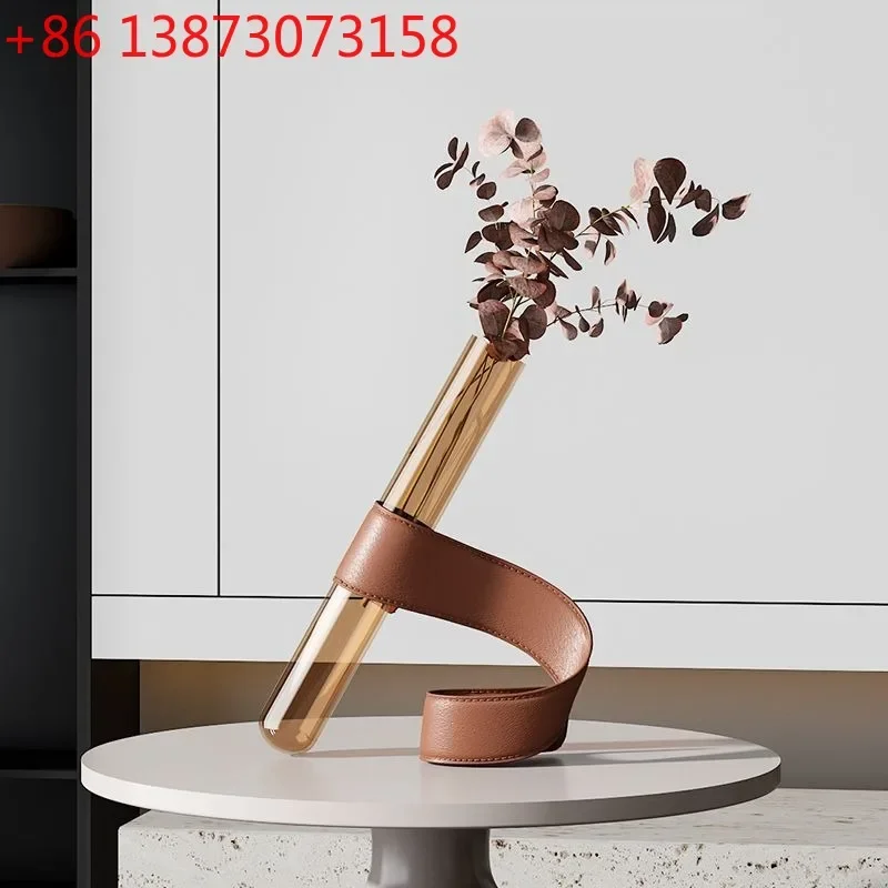 

Nordic Modern Artistic Vases Simple Glass Tubular Living Room Desktop Vases Leather Bracket Handmade Luxury Personal Home Decor