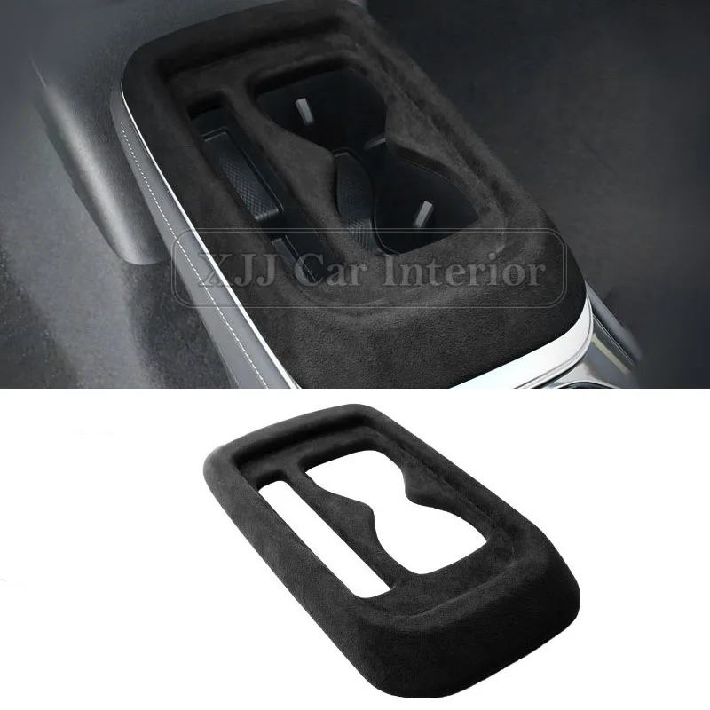 

Для VW ID4 CROZZ: Накладка на крышку подстаканника и подлокотника, черно-белый стиль