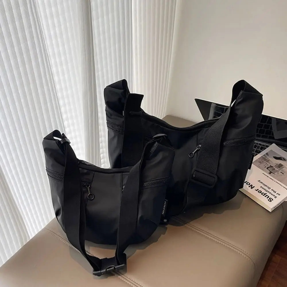 

Pouch Black Crossbody Bag Oxford Cloth Solid Color Waterproof Shoulder Bag Minimalist Large Capacity Sports Fitness Bag Cycling