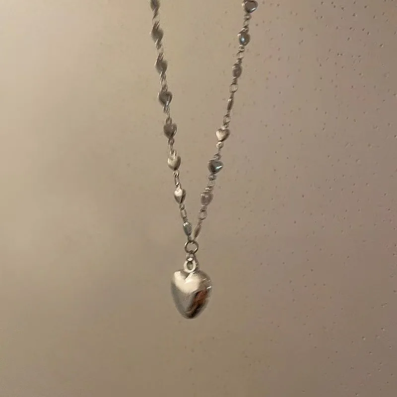 Lcr الأوروبية والأمريكية نمط جديد Ins الحد الأدنى العصرية القلب سلسلة بدلاية قلادة تنوعا العصرية الفولاذ المقاوم للصدأ الترقوة قلادة الأبيض K