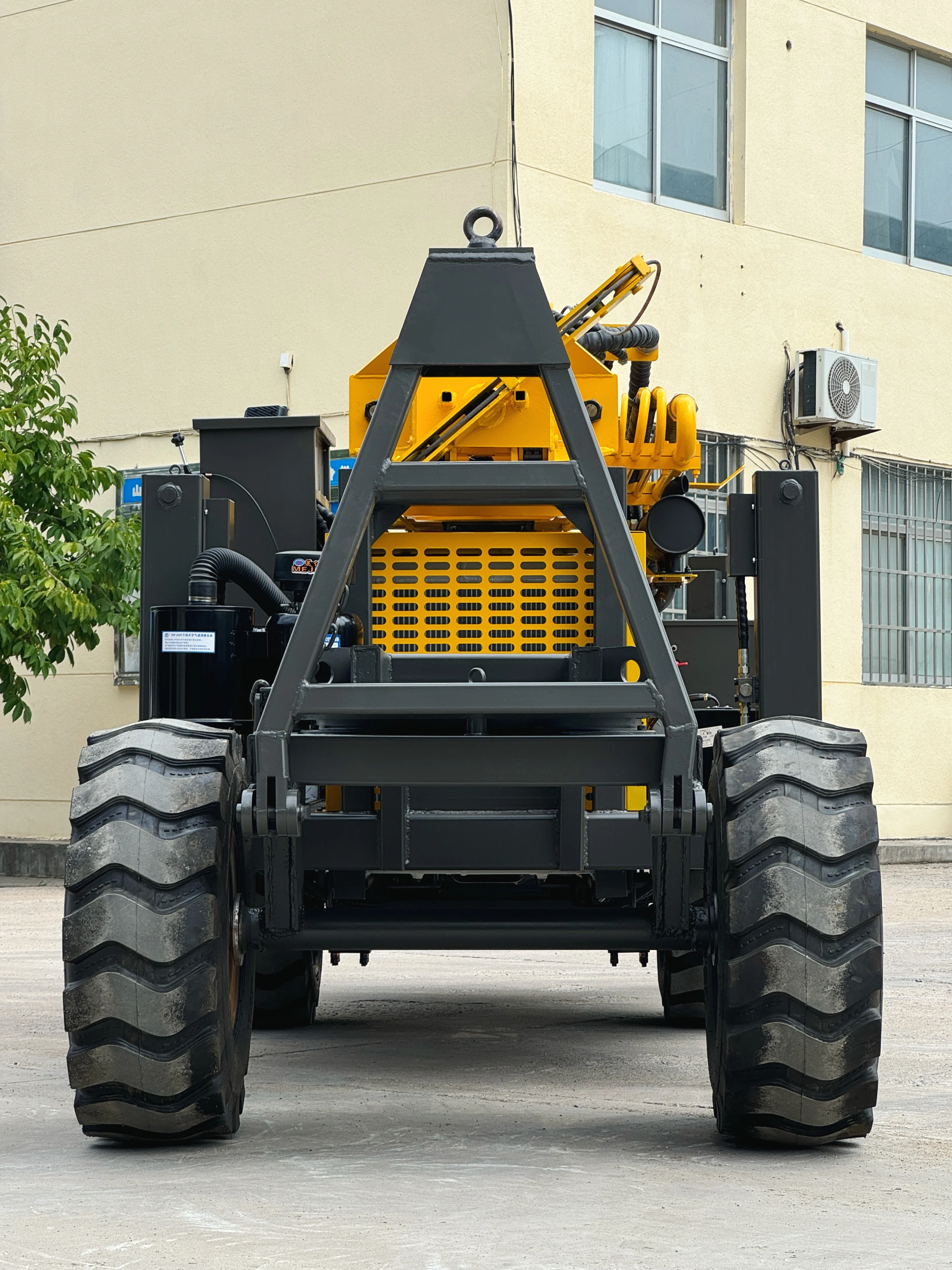 신뢰할 수 있는 맞춤형 크롤러 유압 시추 장비 (심층수 우물 시공용)