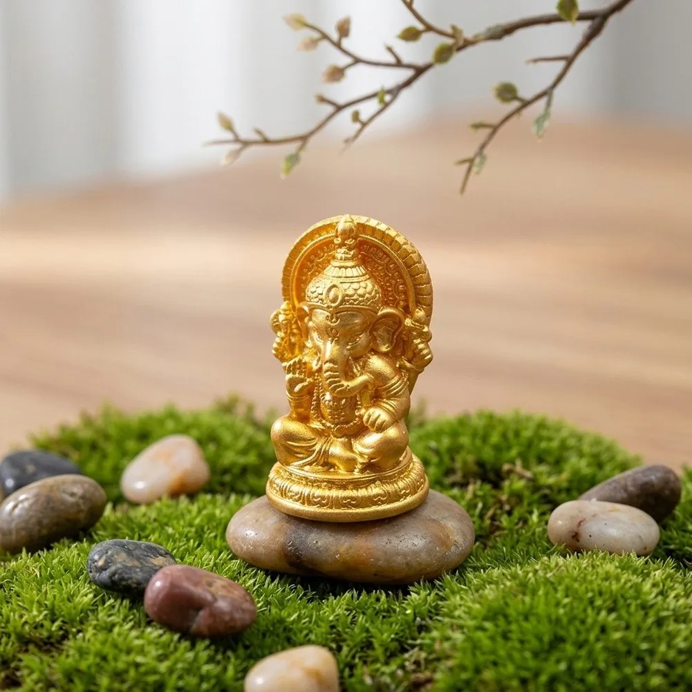 Resin Ganesha Figurines Golden Finish 3 1.8 1.7cm 10 Pack for Desk Styling Landscape Building and Craft Decoration
