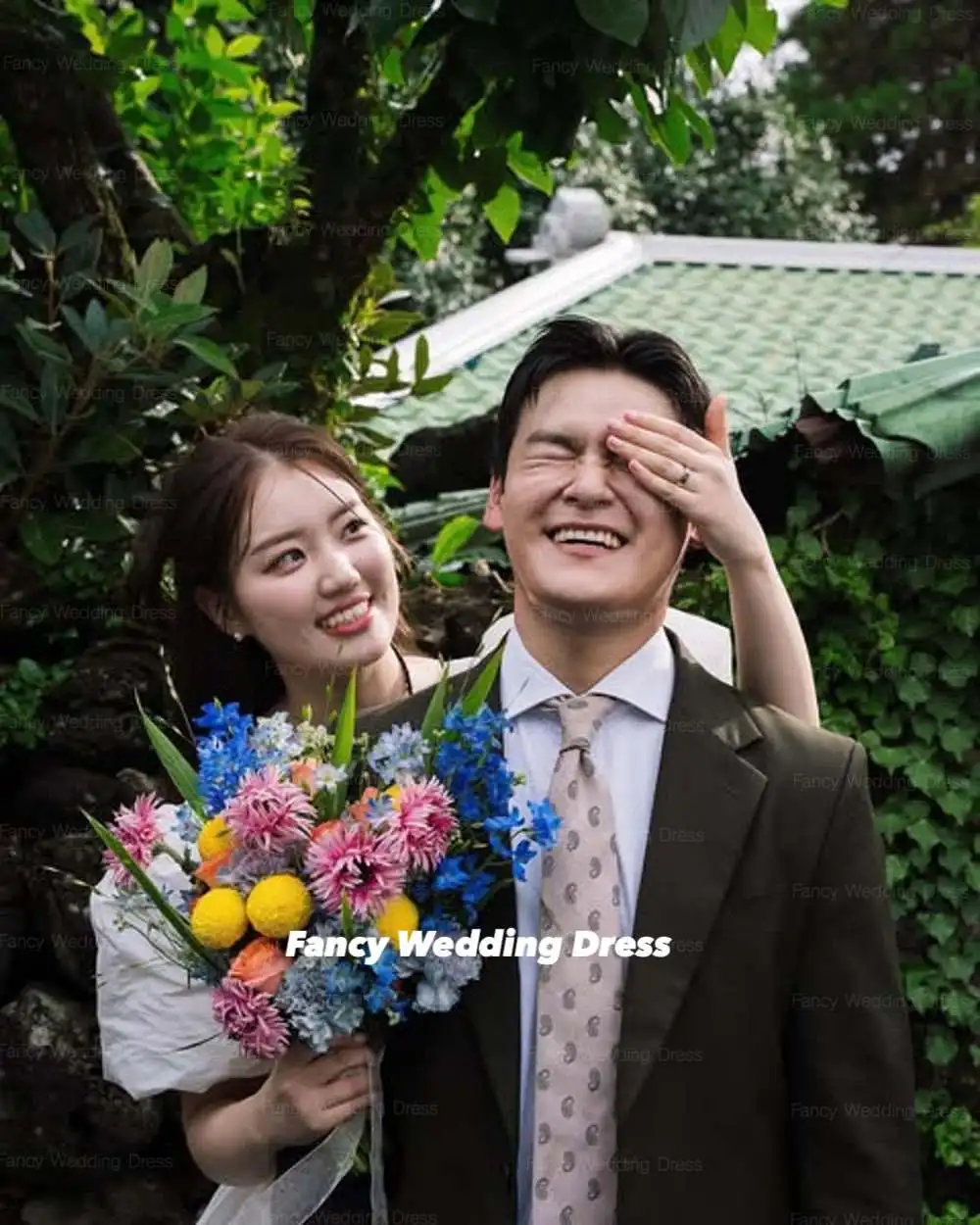 Fancy Simple Square Neck Wedding Dress Korea Photo Shoot Puff Sleeve Mini Graduation Party Dresses Backless Taffeta Customized