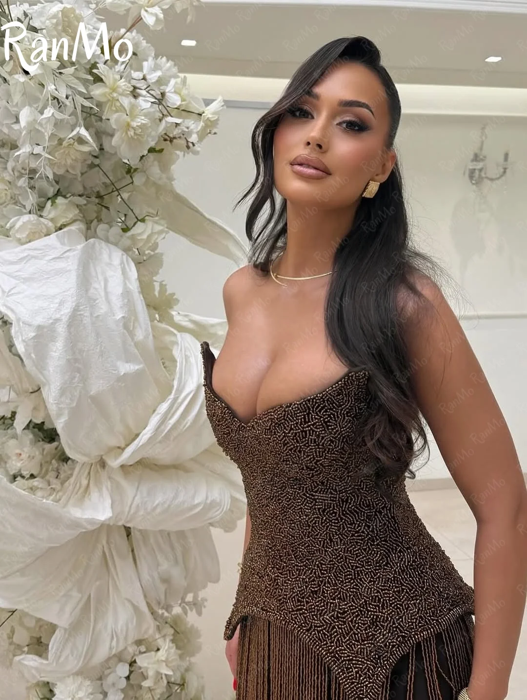 Ranmo 2025 Customized Sleeveless Prom Dresses Sweetheart Brown Beadings Scarf Tassels Floor Length Party Dresses فساتين