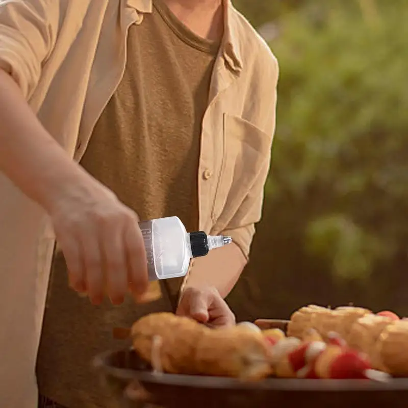 

Oil Dispenser 100ML Small Camping Oil Bottle Dispenser With Twist Top Portable Leak-Proof for Seasoning Oil, Ketchup, Cooking