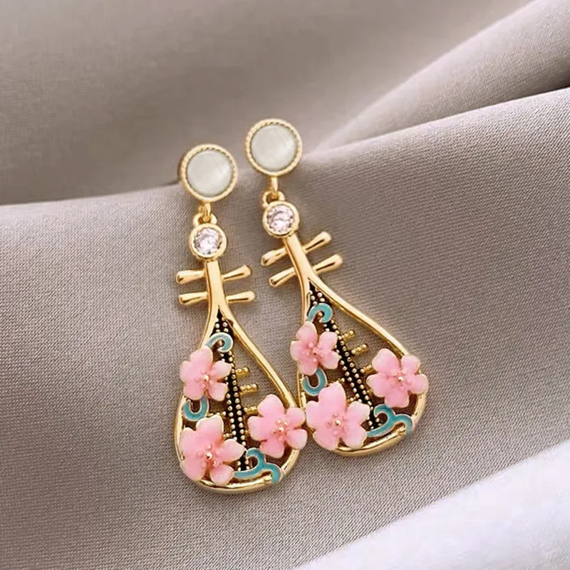 Steel Fun Chinese Style Pink Green Pipa Butterfly Earrings for Women Girl Vintage Chinese Knot Folding Fan Ethnic Style Ear Stud