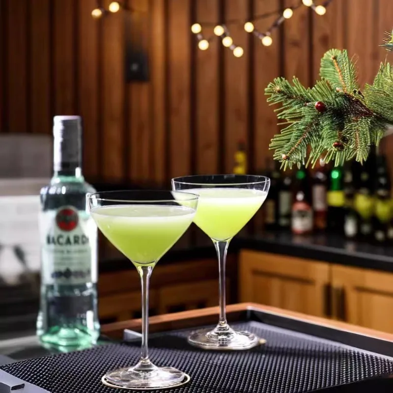 

Crystal glass European bar goblet saucer cocktail glass Martini glass