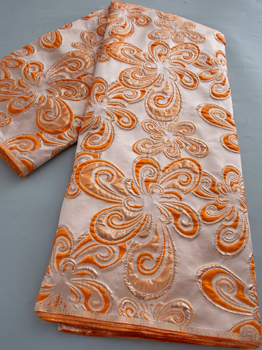 

2026 Brocade Jacquard Tull Lace Fabrics Latest Nigerian Gilding Lace Fabric for Sewing Party Dress High Quality, 5Yards TY4800