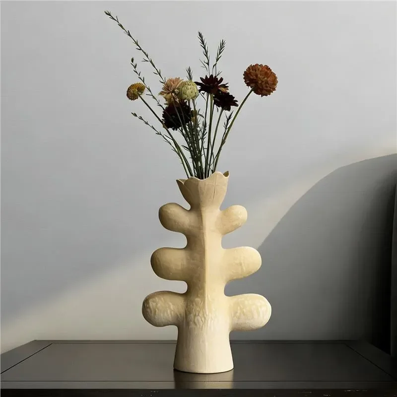 Handmade Ceramic Flower Vase Medieval Art Style Home Decor Ornament for Living Room TV Cabinet Wine Shelf Bedroom Decoration
