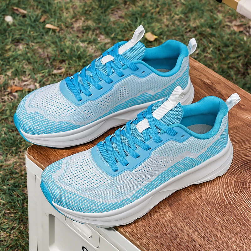 

New Ultra-light Sports Running Shoes for Men Soft Sole Casual Outdoor Cushioning Jogging Shoes Fashionable Boys and Teenagers 45