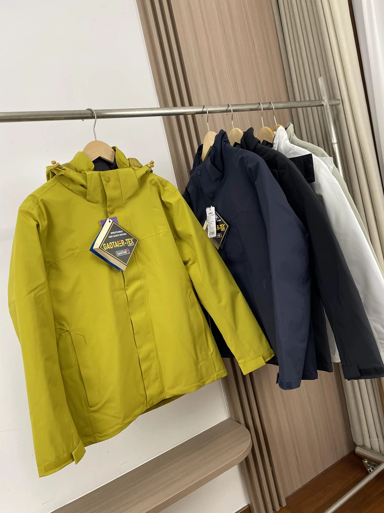 Outdoor Windproof Waterproof down Jacket Men's Women's Warm Three-in-One Fleece Lined Hooded Coat Regular Fit Fashionable