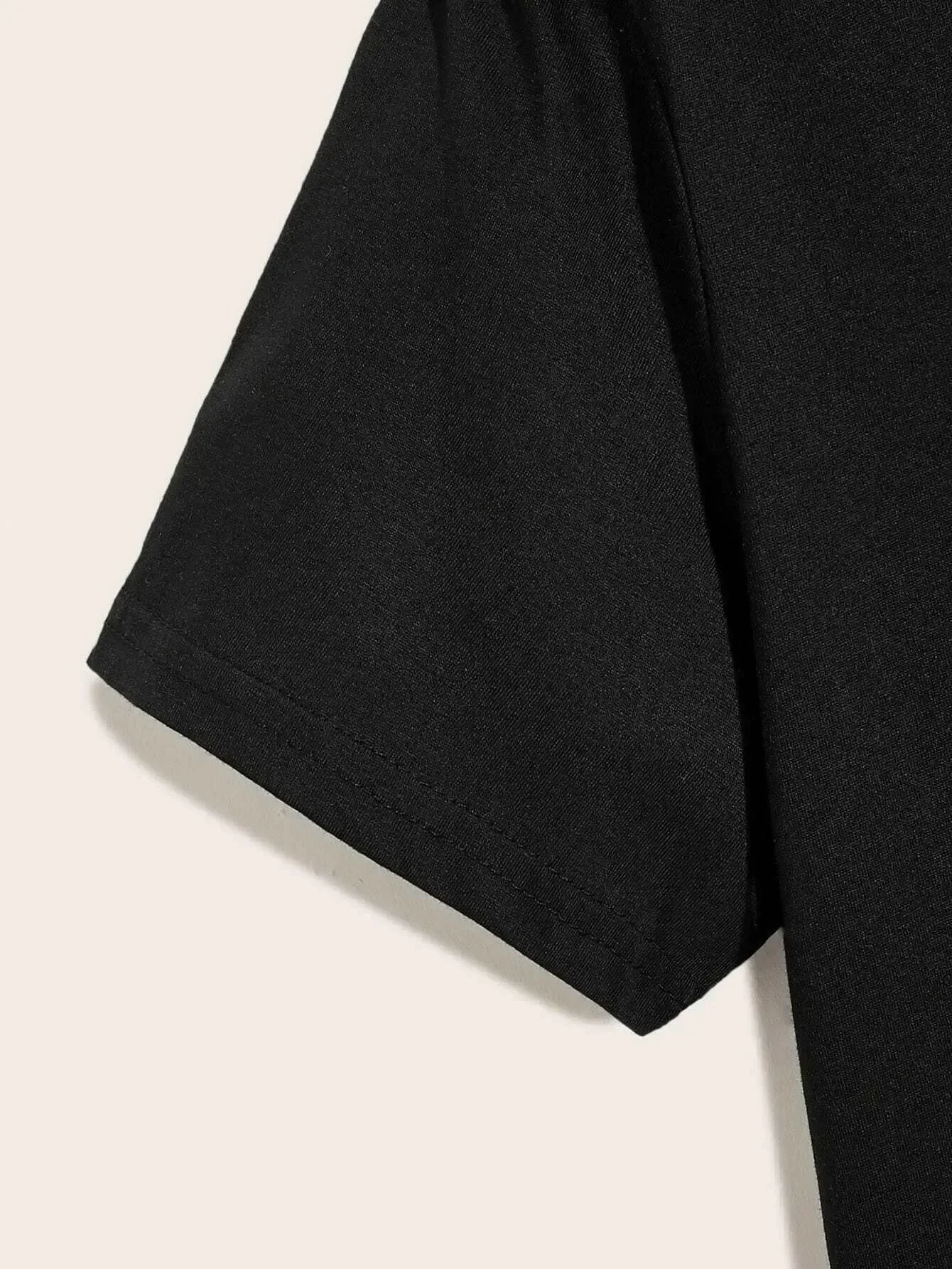 เสื้อยืดพิมพ์ลายข้อความว่า ภรรยาของฉันบอกว่าฉันมีข้อบกพร่องเพียงสองประการ เสื้อยืดแขนสั้นคอกลมลำลองทันสมัยสำหรับผู้หญิงและผู้ชาย เหมาะสำหรับวันหยุดฤดูร้อน