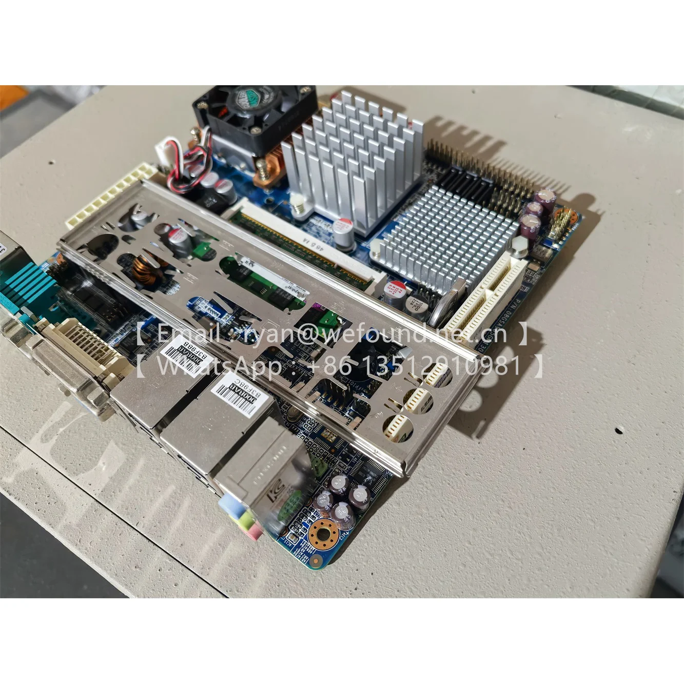

AIMB-256 AIMB-256G2 Core 2 Duo Socket 479 Mini-ITX Board with CRT/DVI/LVDS, 4 COM and Dual LAN