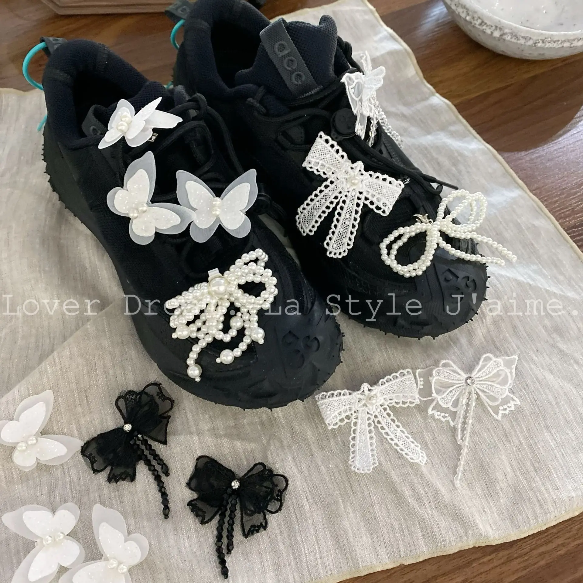 Rhinestone Lace Bow Shoe Clip with Faux Pearl for Women French Chic Premium Daily Shoelace Decor Lightweight Non Slip