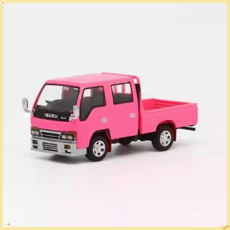 

Модель One 1:64 Isuzu ELF Легкий грузовик Версия хэтчбека Модель грузовика из сплава Коллекция Дисплей Игрушки Подарки Сувениры