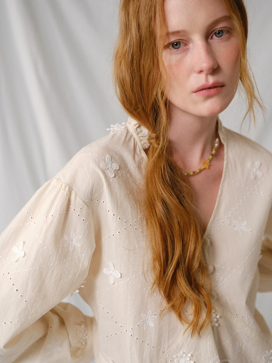 

Pure Cotton Long Sleeve V-Neck Embroidered Shirt French Style Fit Women's Skin-Friendly Breathable Summer New Arrival