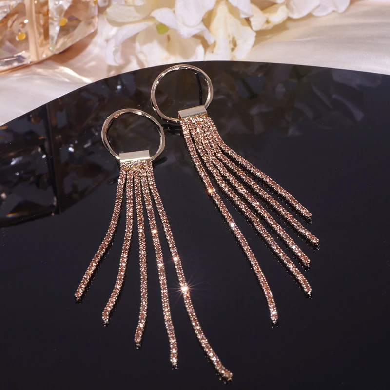 New Long Tassel Earrings for Women Luxury Shining Rhinestone Drop Dangle Earrings Charm Dinner Wedding Party Jewelry Accessories