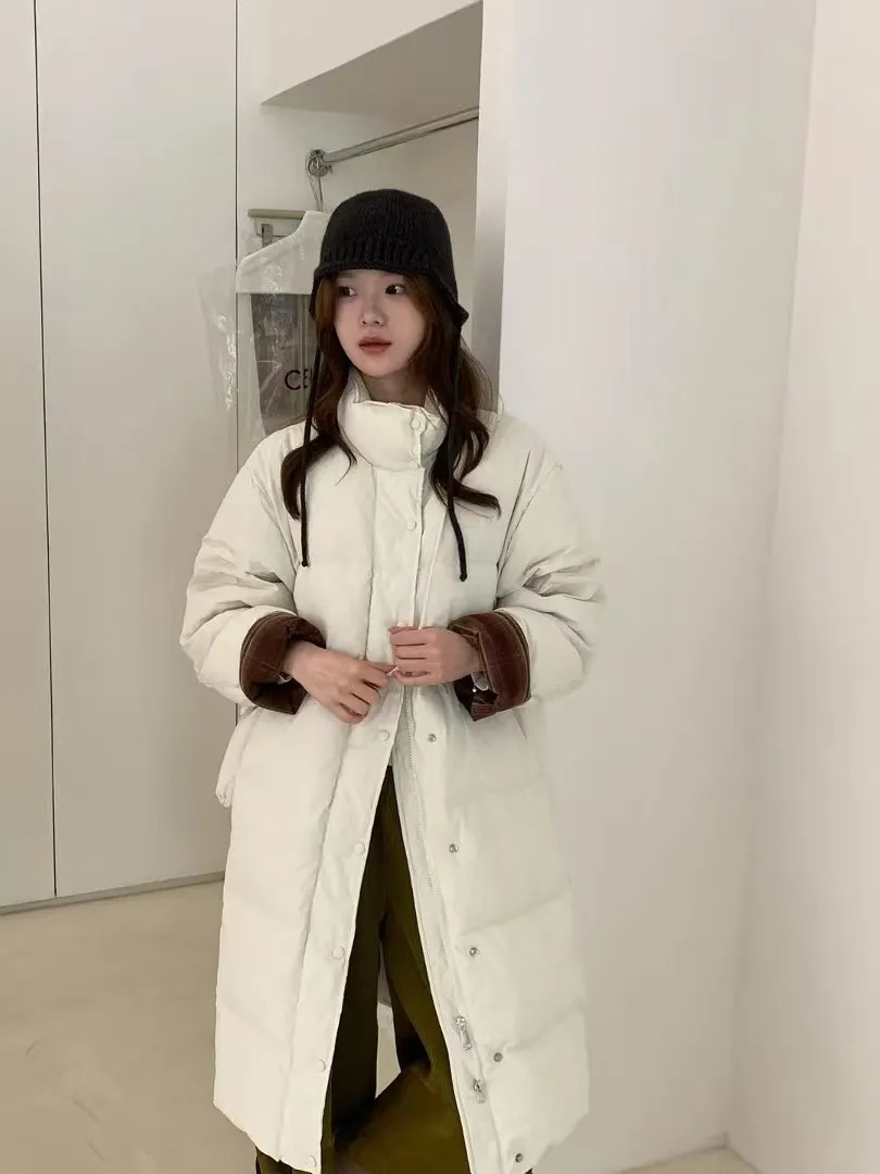 XF2356 الخريف/الشتاء 25 الملابس النسائية الجديدة النسخة الكورية الوجه كم الوقوف طوق طويل فوق الركبة بطة بيضاء أسفل سترة #1